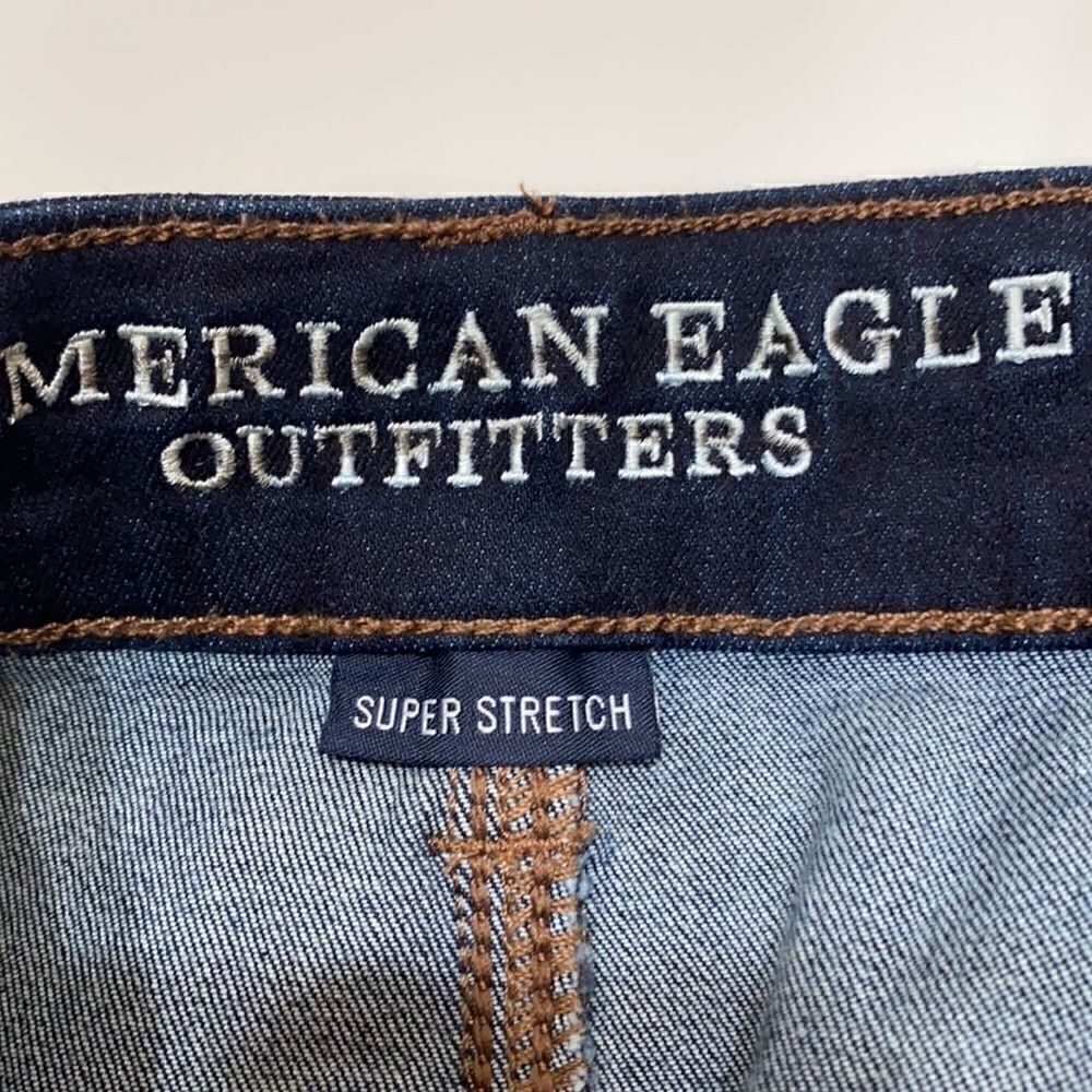 AMERICAN EAGLE Hi Rise Denim Cheeky Shorts Size 14 W34 - Picture 4 of 5